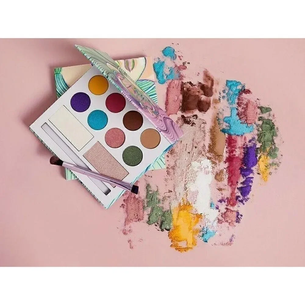 Moods Eyeshadow and Highlighter Palette